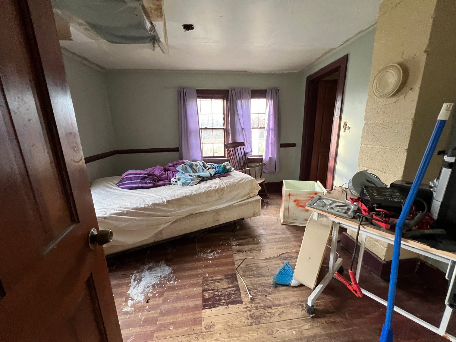 Image for 2 BR/1 BA Fixer Upper on 2.9 +/- Acres in Louisa County, VA--SELLING to the HIGHEST BIDDER via ONLNE ONLY BIDDING!!