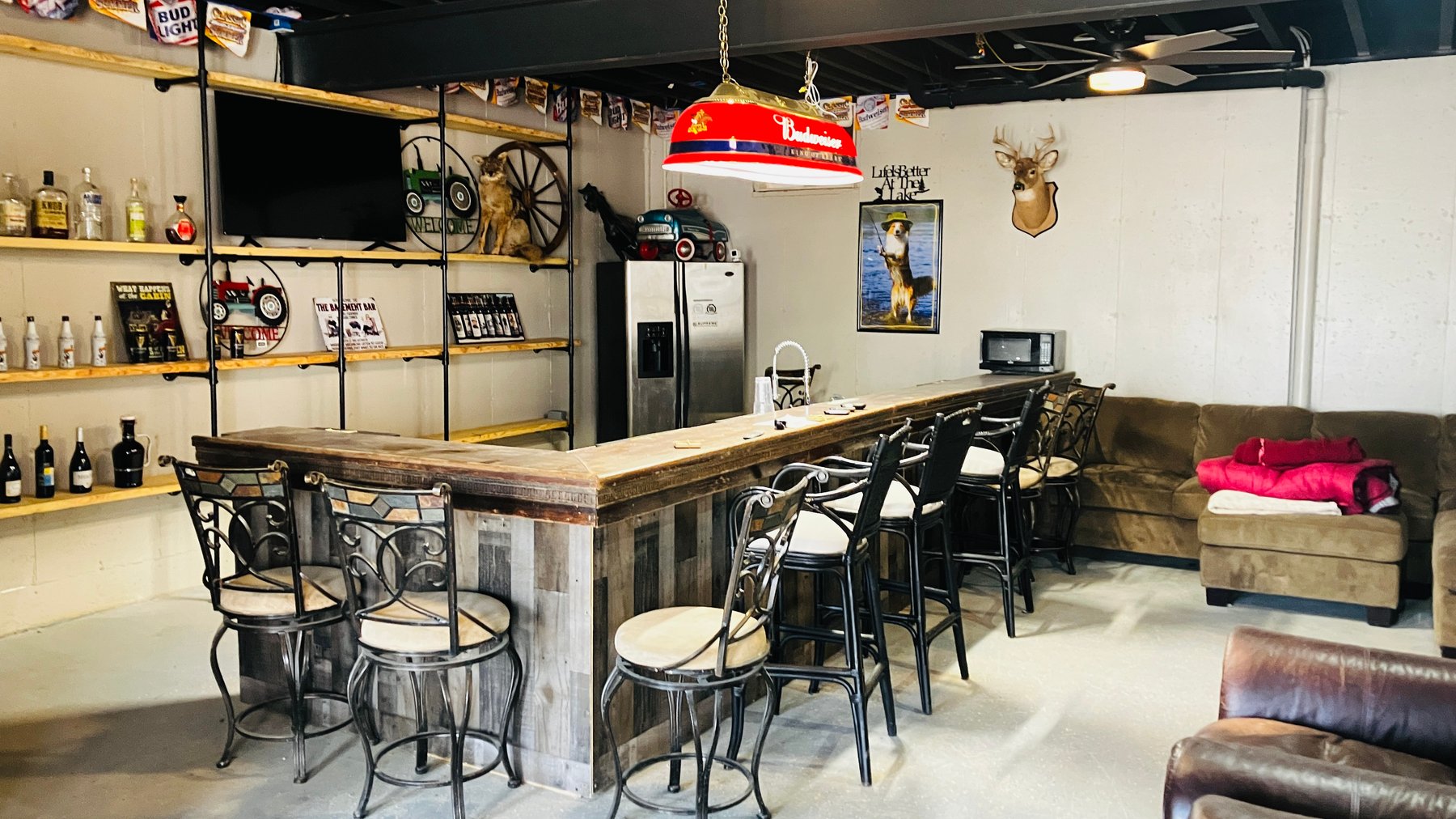 Image for 3 BR/3.5 BA Water View Home in the Smith Mountain Lake Community of Mountain View Shores--ONLINE ONLY BIDDING!!