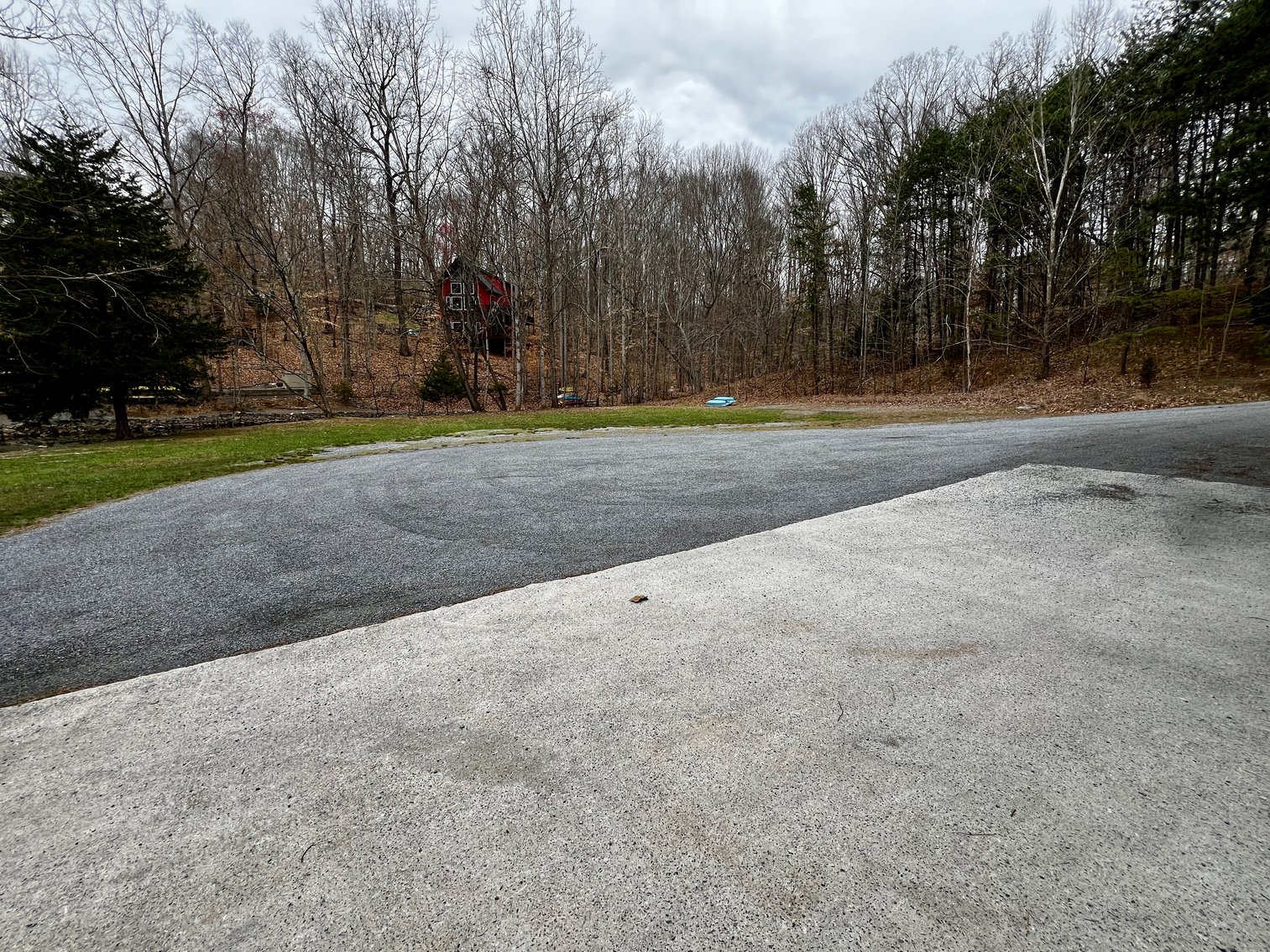 Image for 3 BR/3.5 BA Water View Home in the Smith Mountain Lake Community of Mountain View Shores--ONLINE ONLY BIDDING!!