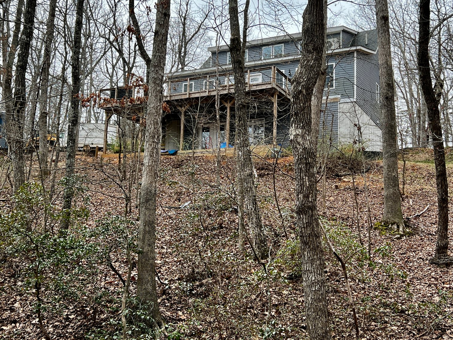 Image for 3 BR/3.5 BA Water View Home in the Smith Mountain Lake Community of Mountain View Shores--ONLINE ONLY BIDDING!!