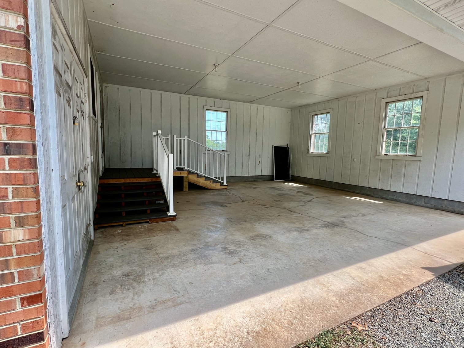 Image for 3 BR/2 BA Brick Home w/Walk-Out Basement on 5 +/- Acres in Madison County, VA--SELLING to the HIGHEST BIDDER!!
