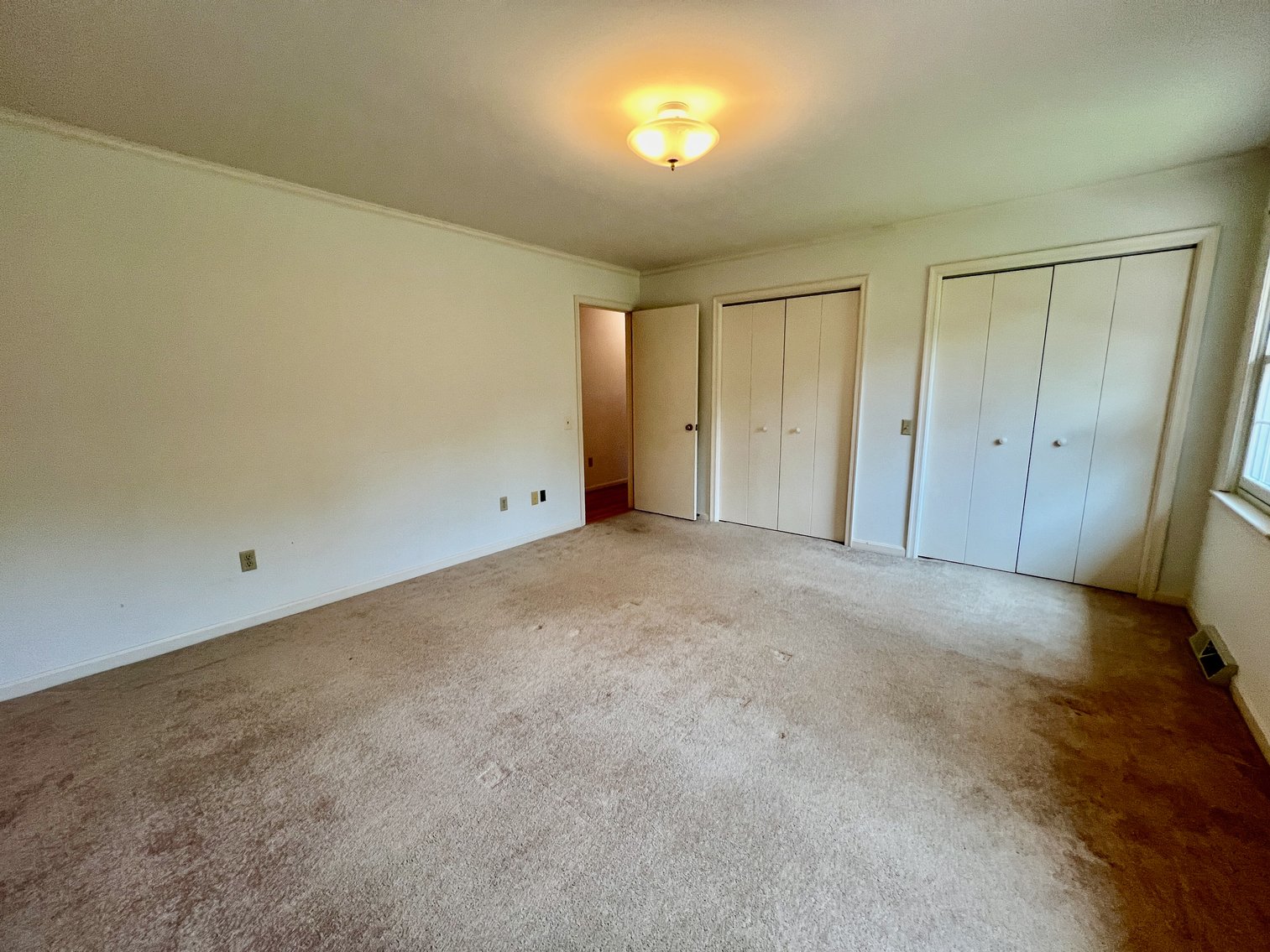 Image for 3 BR/2 BA Brick Home w/Walk-Out Basement on 5 +/- Acres in Madison County, VA--SELLING to the HIGHEST BIDDER!!