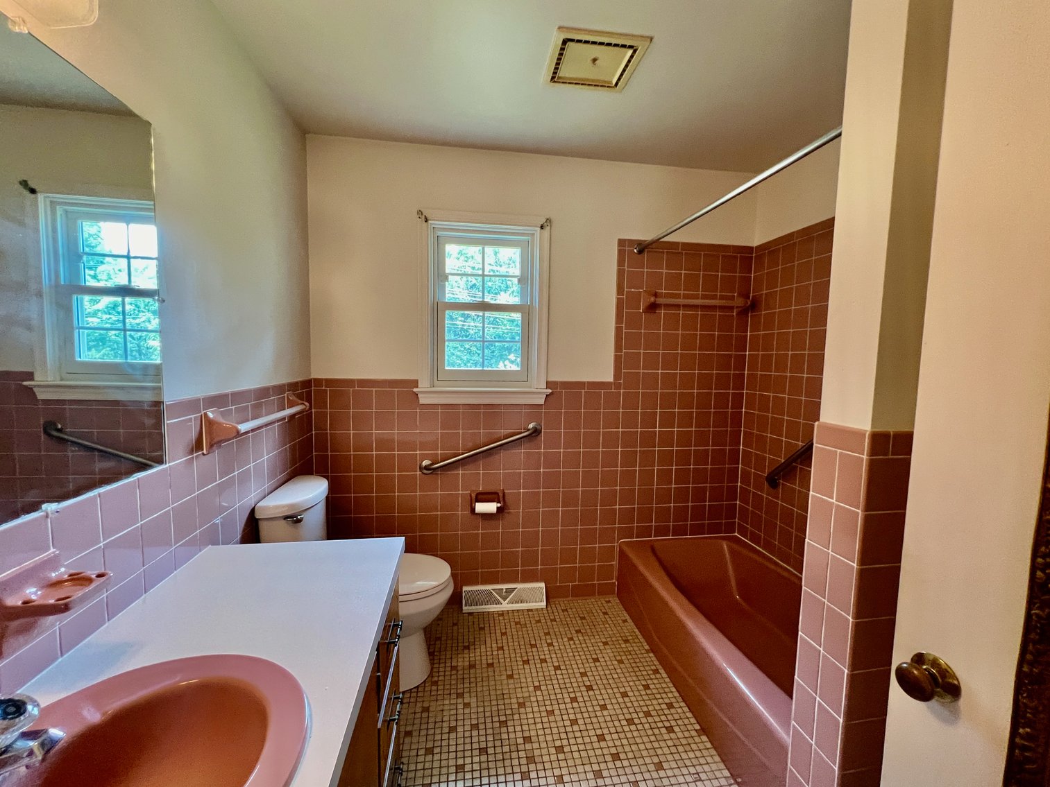 Image for 3 BR/2 BA Brick Home w/Walk-Out Basement on 5 +/- Acres in Madison County, VA--SELLING to the HIGHEST BIDDER!!