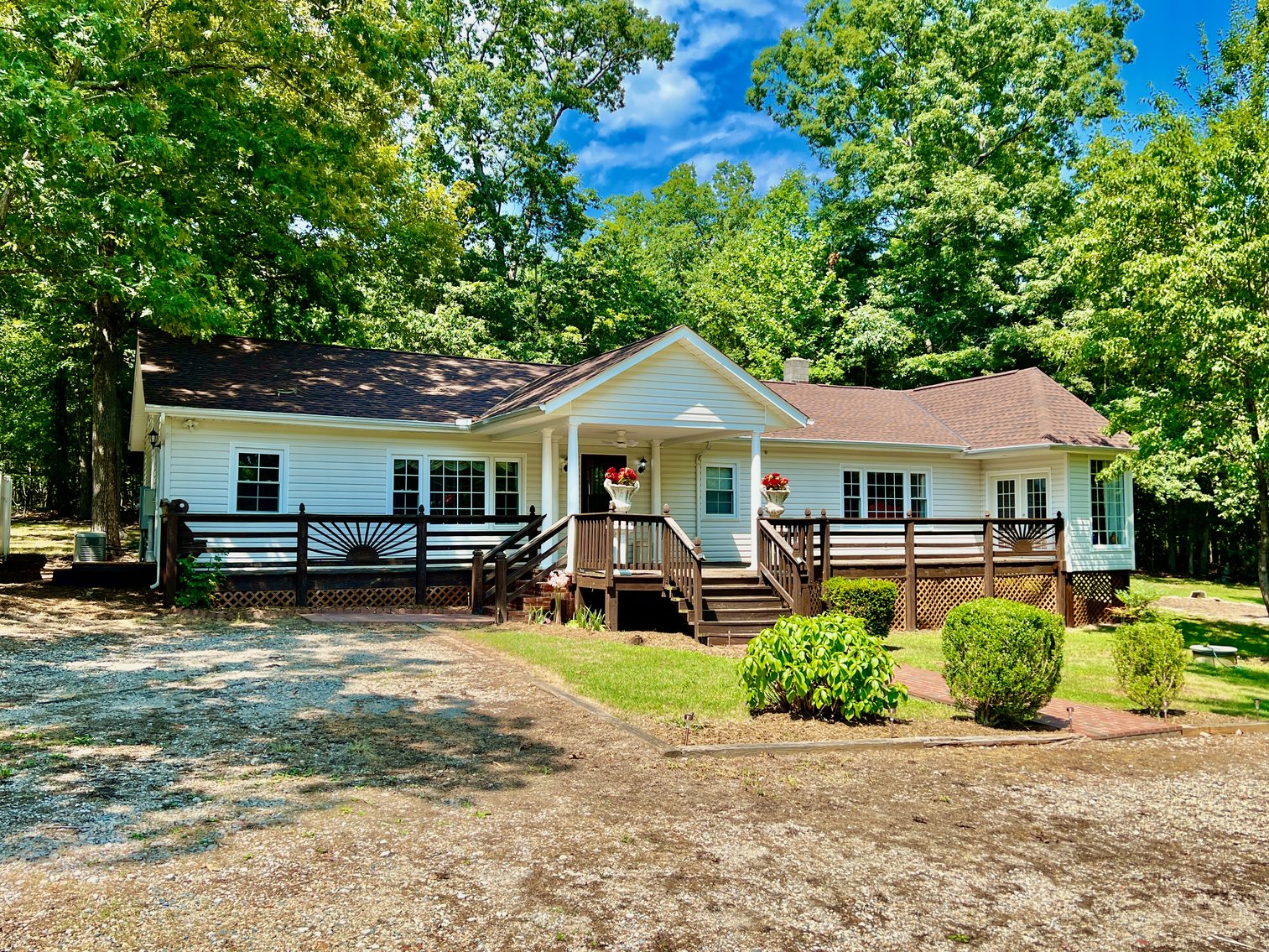 Image for 3 BR/2 BA Single Level Home on 2.3 +/- Acres Located Minutes From Charlottesville, VA--SELLING to the HIGHEST BIDDER!!