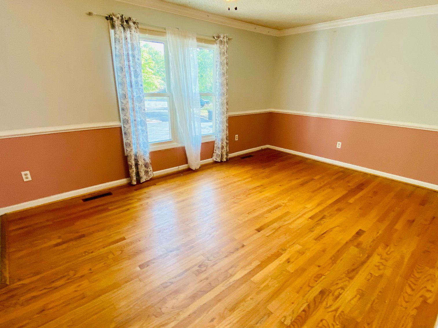 Image for 2 BR/2 BA Home in Oak View Neighborhood of Leesburg, VA--SELLING to the HIGHEST BIDDER!!