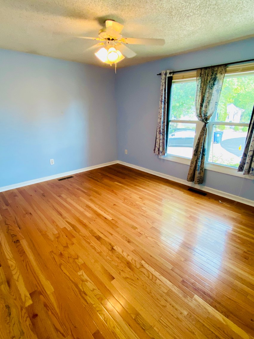 Image for 2 BR/2 BA Home in Oak View Neighborhood of Leesburg, VA--SELLING to the HIGHEST BIDDER!!