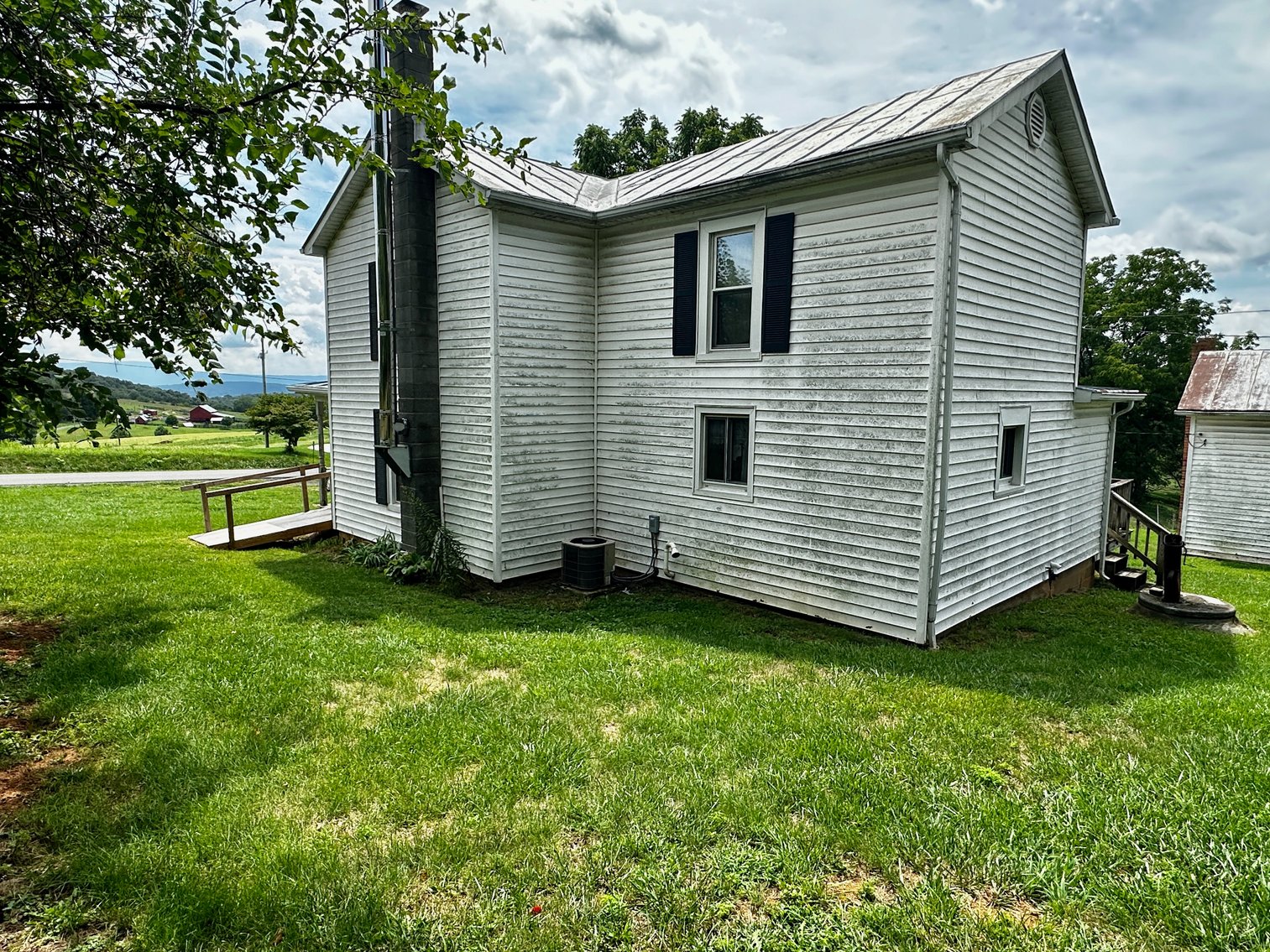 Image for 39.25 +/- Acres w/3 BR Farm House, 2 Poultry Houses, Loafing Shed & Litter Storage Shed--Rockingham County, VA