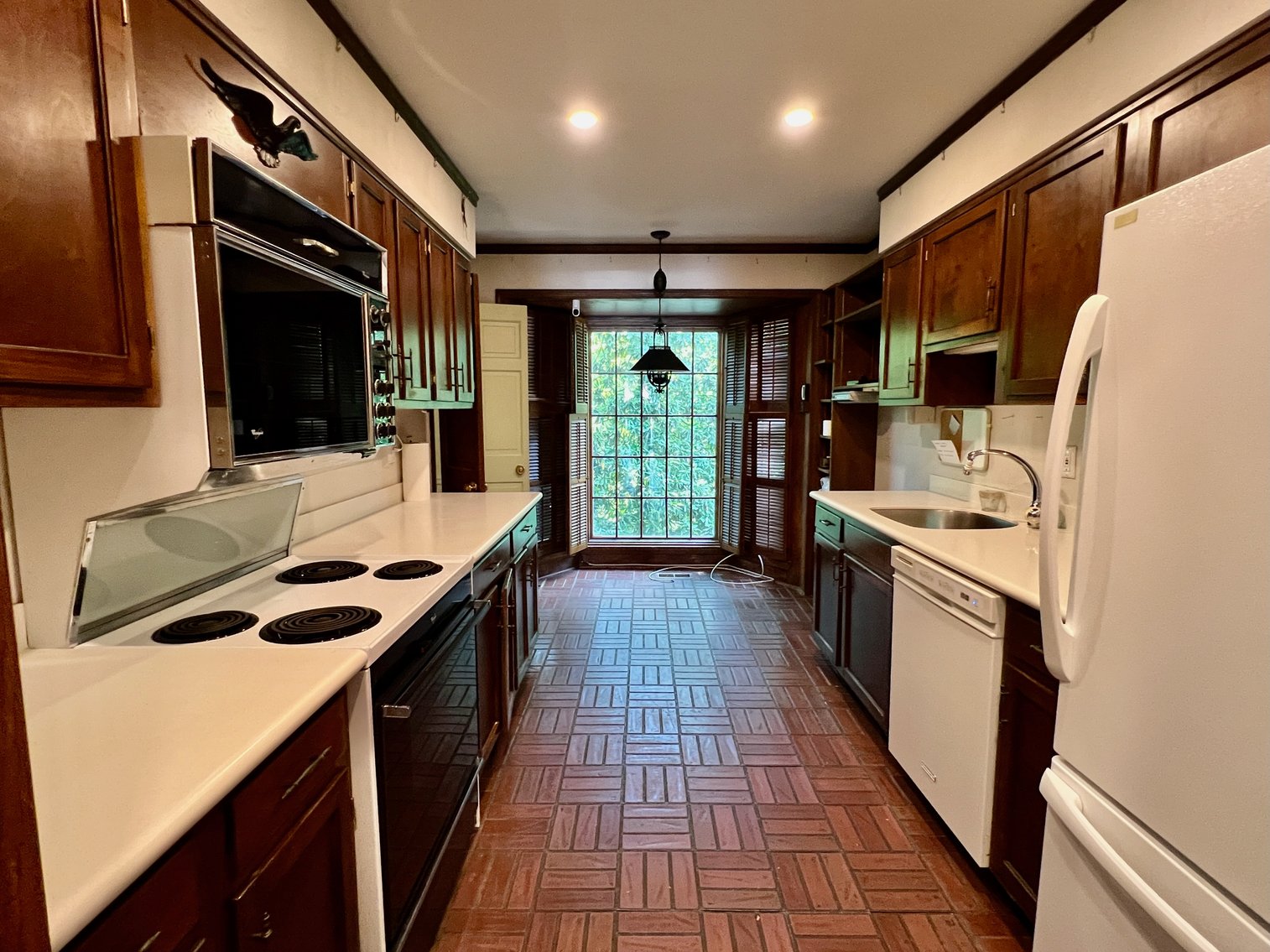 Image for 3 BR/3.5 BA Brick Townhome Located in Old Dominion Square in the heart of McLean, VA--ONLINE ONLY BIDDING!!