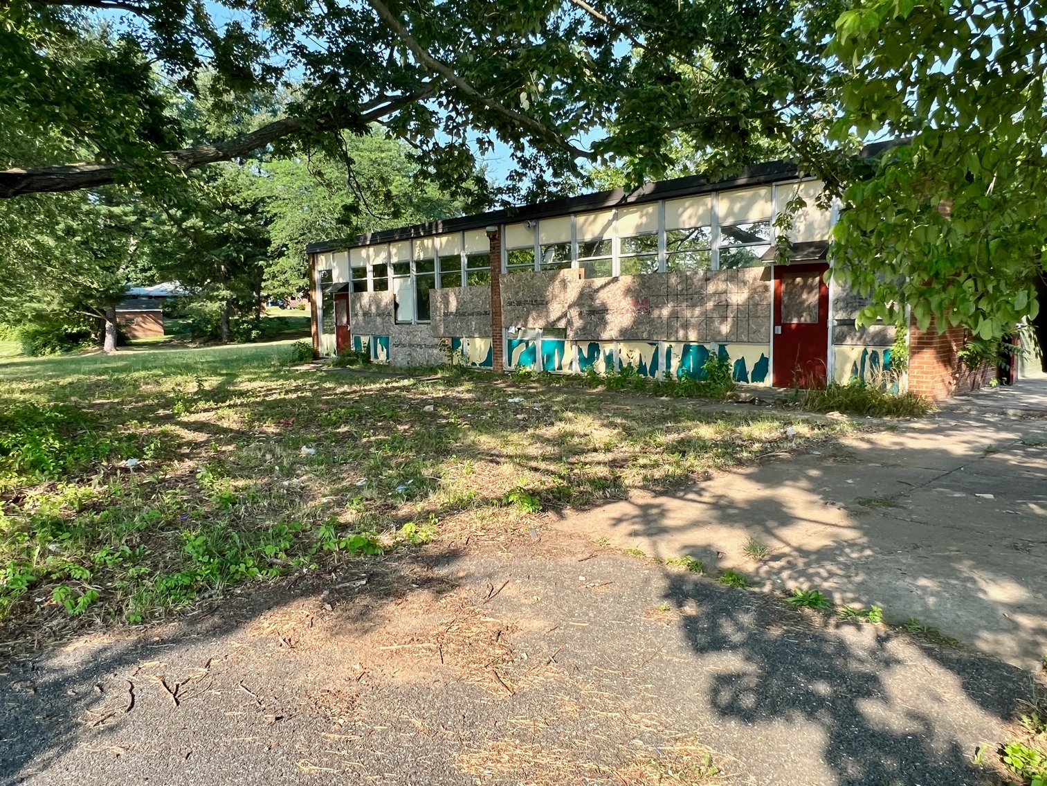 Image for 11.74 +/- Acres & 26,000 +/- sf. Former School Building w/Business Zoning in Hagerstown, MD--ONLINE ONLY BIDDING!!