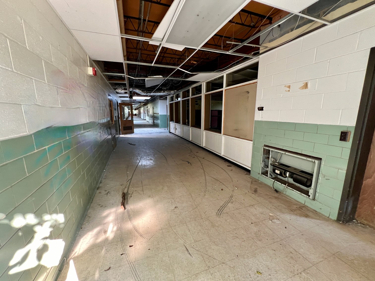 Image for 11.74 +/- Acres & 26,000 +/- sf. Former School Building w/Business Zoning in Hagerstown, MD--ONLINE ONLY BIDDING!!