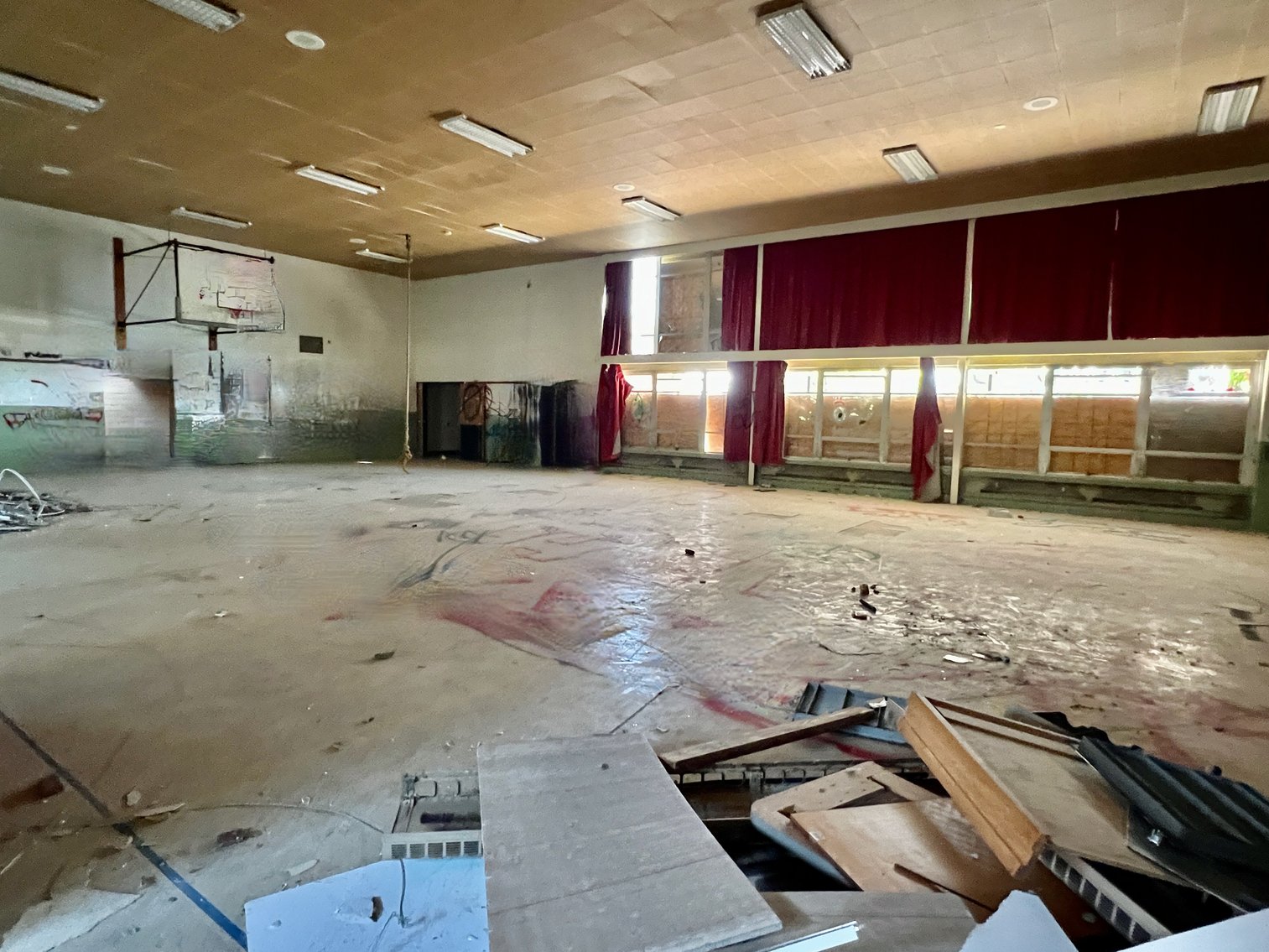 Image for 11.74 +/- Acres & 26,000 +/- sf. Former School Building w/Business Zoning in Hagerstown, MD--ONLINE ONLY BIDDING!!