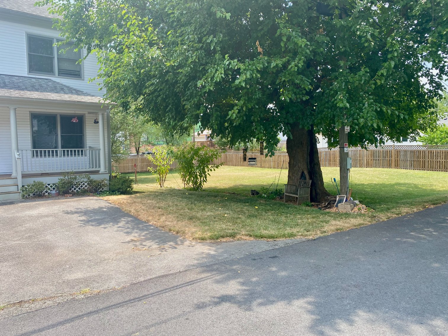 Image for 4 BR/3 BA Home & Adjacent .14 +/- Acre Vacant Lot in The Town of Leesburg, VA--SELLING to the HIGHEST BIDDER!!