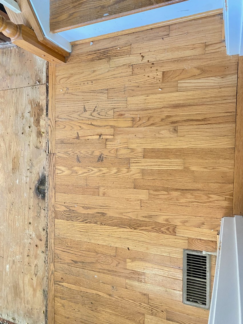 Image for 4 BR/3 BA Home & Adjacent .14 +/- Acre Vacant Lot in The Town of Leesburg, VA--SELLING to the HIGHEST BIDDER!!