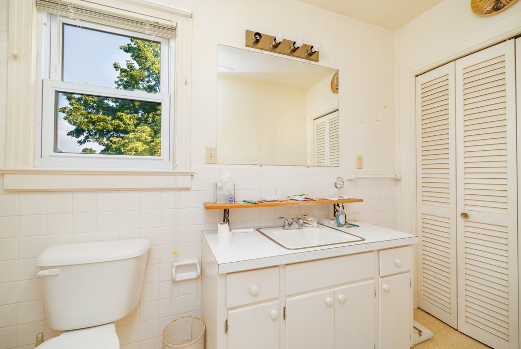 Image for 4 BR/2 BA Home on .22 +/- Acre Downtown Victoria, VA Lot--SELLING to the HIGHEST BIDDER via ONLINE ONLY BIDDING!!