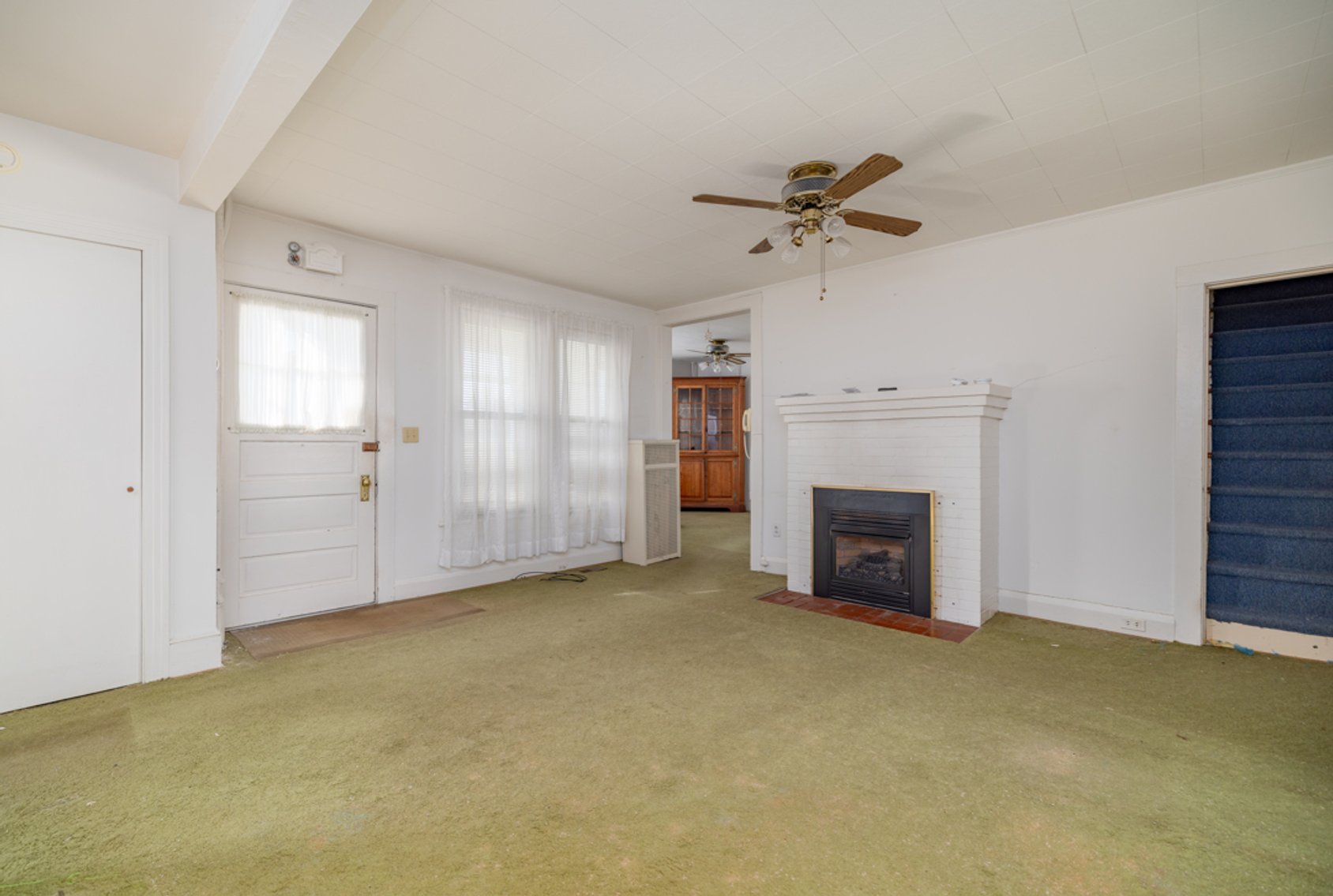 Image for 4 BR/2 BA Home on .22 +/- Acre Downtown Victoria, VA Lot--SELLING to the HIGHEST BIDDER via ONLINE ONLY BIDDING!!