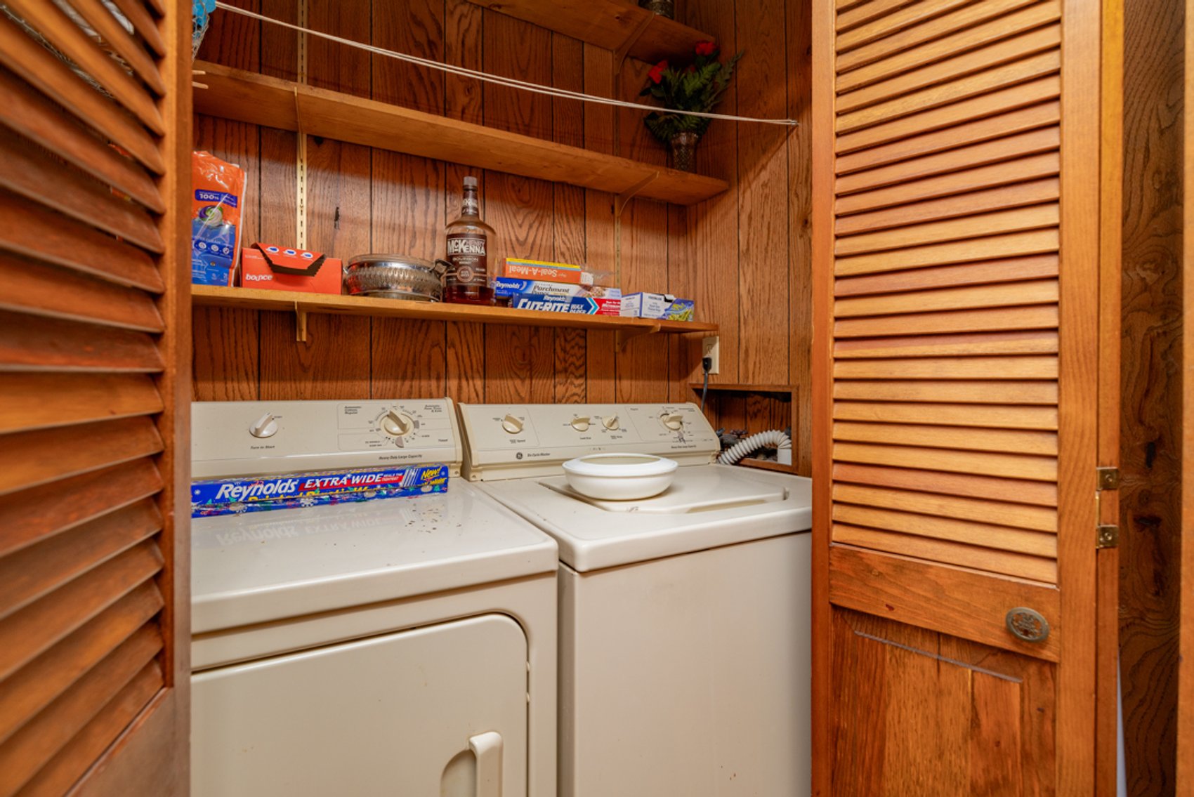 Image for 4 BR/2 BA Home on .22 +/- Acre Downtown Victoria, VA Lot--SELLING to the HIGHEST BIDDER via ONLINE ONLY BIDDING!!