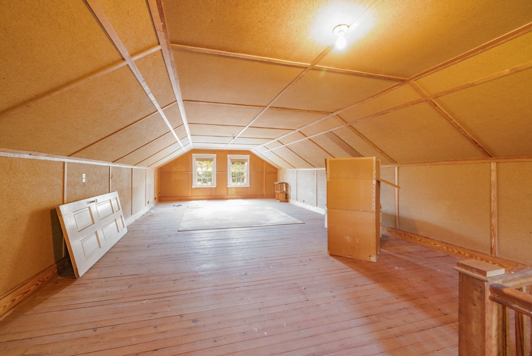 Image for Stately 6 BR/2 BA Solid Brick Home w/Large 4 Bay Garage on 1.69 +/- Acres in Mecklenburg County, VA--SELLING to the HIGHEST BIDDER via ONLINE ONLY BIDDING!!