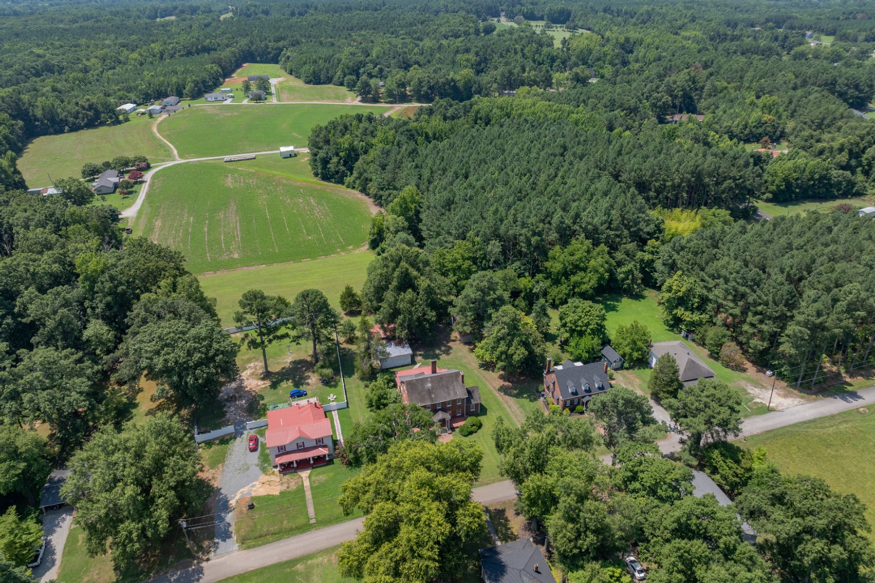 Image for Stately 6 BR/2 BA Solid Brick Home w/Large 4 Bay Garage on 1.69 +/- Acres in Mecklenburg County, VA--SELLING to the HIGHEST BIDDER via ONLINE ONLY BIDDING!!