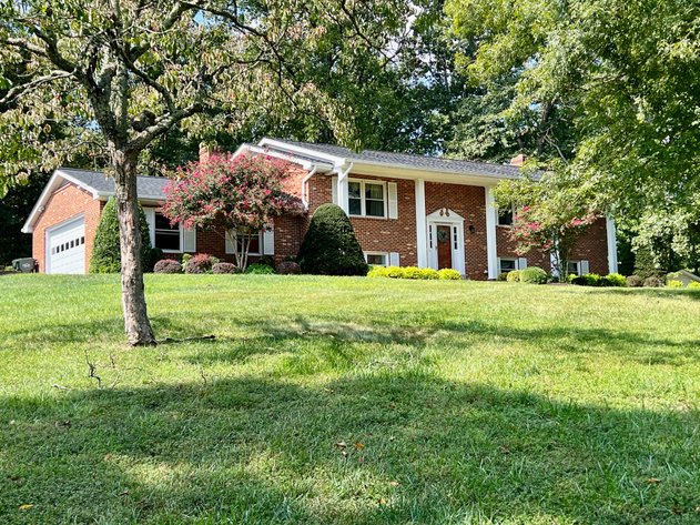 Image for 4 BR/3 BA Brick Home w/Walk-Out Basement on 5.4 +/- Acres in Nokesville, VA--Prince William County