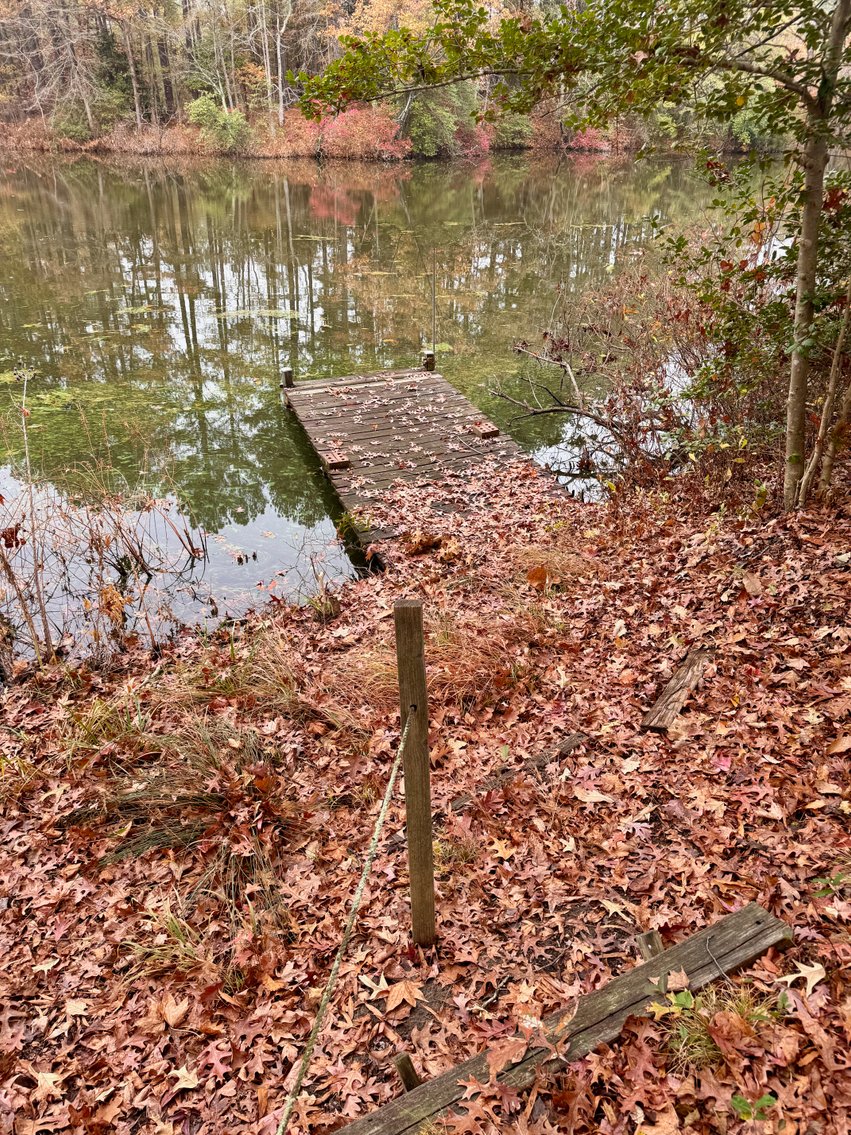 Image for 3 BR/2 BA Lake Front Home w/Detached Garage/Shop on .5 +/- Acre Lot in the Old Creek Neighborhood of Tappahannock, VA--ONLINE ONLY BIDDING!!