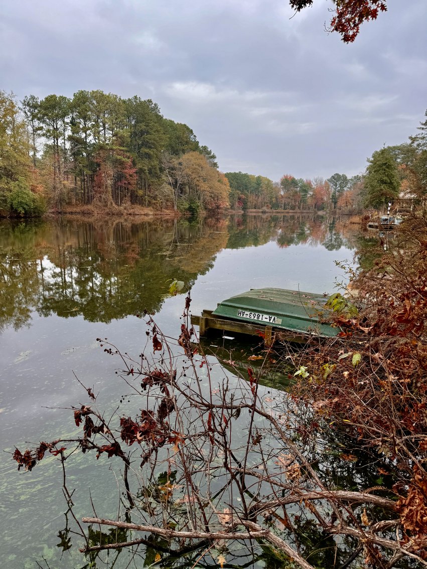 Image for 3 BR/2 BA Lake Front Home w/Detached Garage/Shop on .5 +/- Acre Lot in the Old Creek Neighborhood of Tappahannock, VA--ONLINE ONLY BIDDING!!