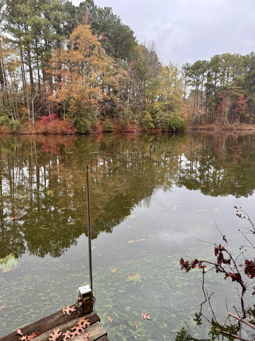 Image for 3 BR/2 BA Lake Front Home w/Detached Garage/Shop on .5 +/- Acre Lot in the Old Creek Neighborhood of Tappahannock, VA--ONLINE ONLY BIDDING!!