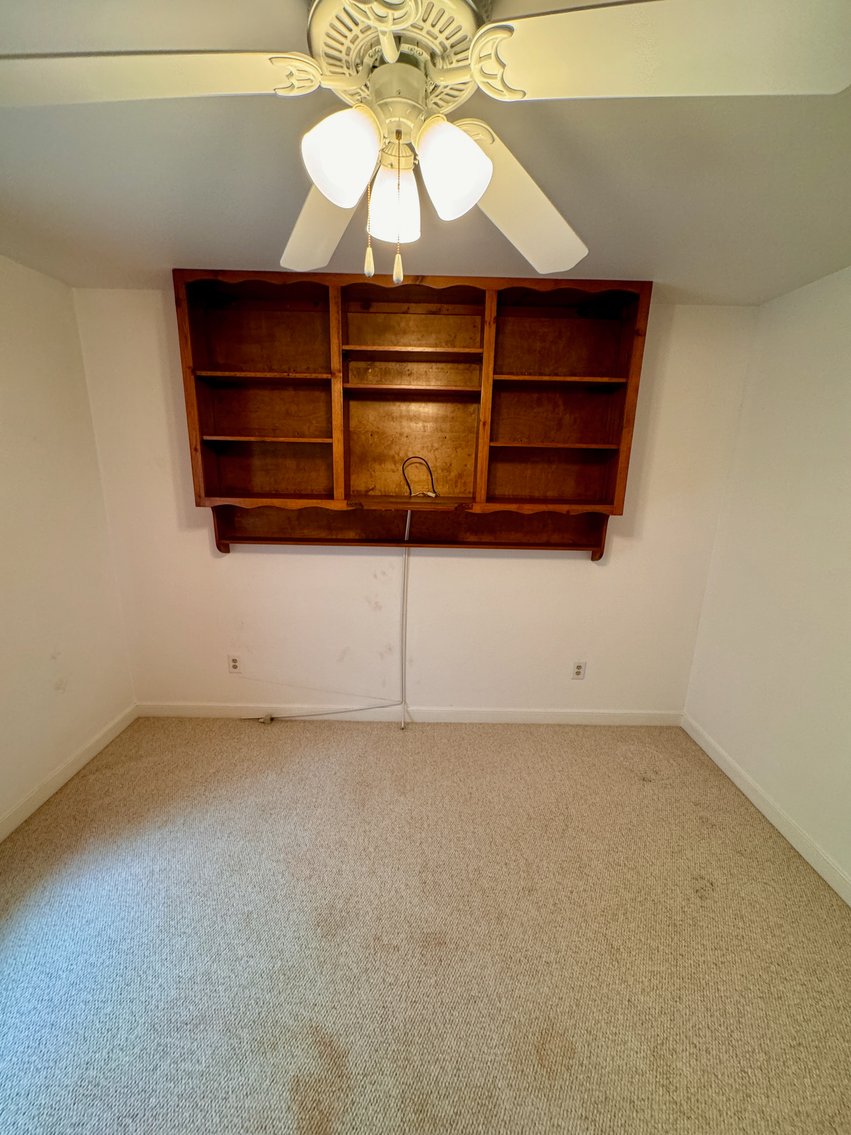 Image for 3 BR/2 BA Lake Front Home w/Detached Garage/Shop on .5 +/- Acre Lot in the Old Creek Neighborhood of Tappahannock, VA--ONLINE ONLY BIDDING!!