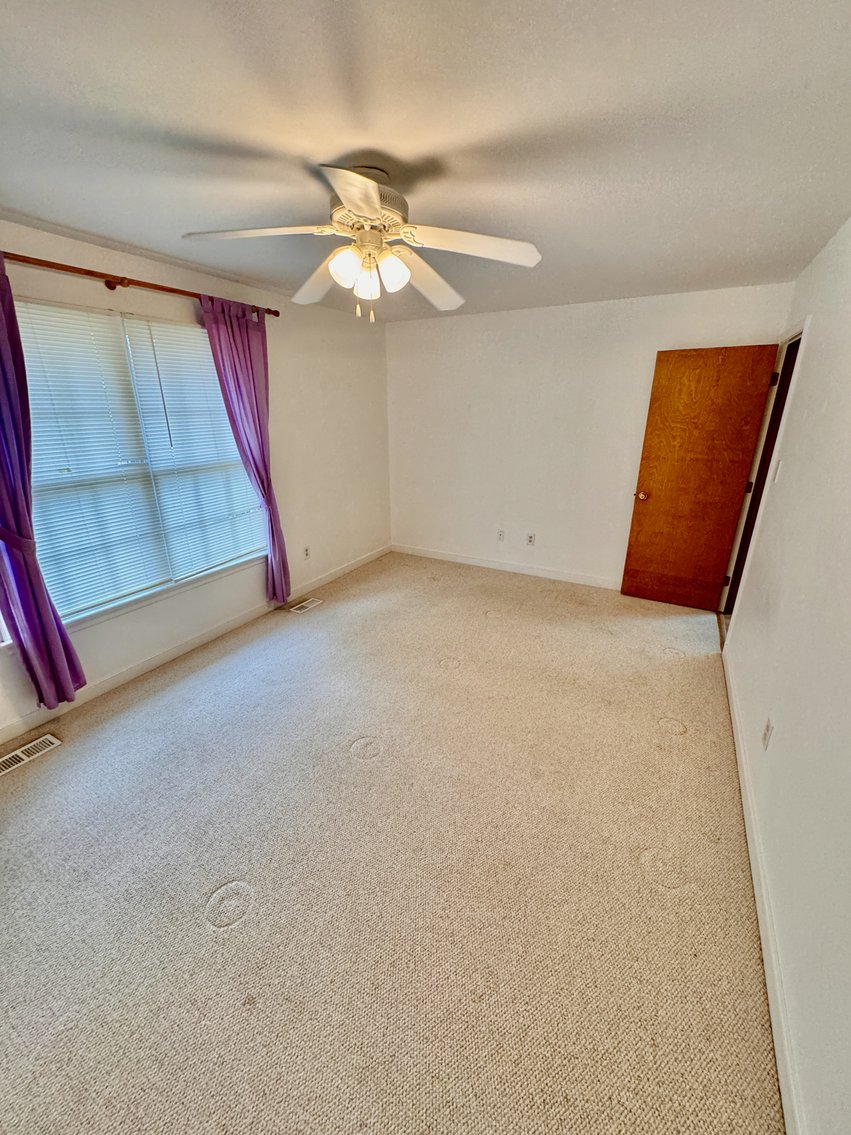 Image for 3 BR/2 BA Lake Front Home w/Detached Garage/Shop on .5 +/- Acre Lot in the Old Creek Neighborhood of Tappahannock, VA--ONLINE ONLY BIDDING!!