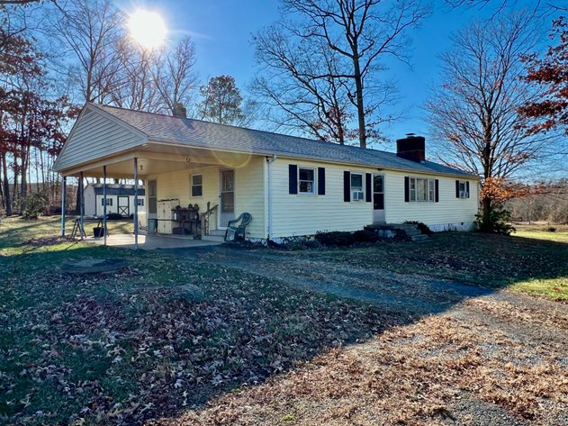 Image for 3 BR/2 BA Single Level Home on 1 +/- Acre Lot Near Rts. 15, 28 & 17 in Fauquier County, VA--SELLING to the HIGHEST BIDDER!!