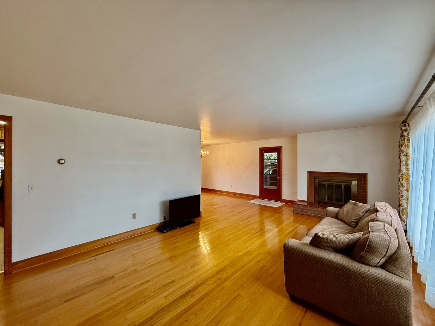 Image for 4 BR/2 BA Brick Home on 1.2 +/- Acres w/Full Walk-Out Basement & 2 Detached Shops/Buildings--SELLING to the HIGHEST BIDDER!!