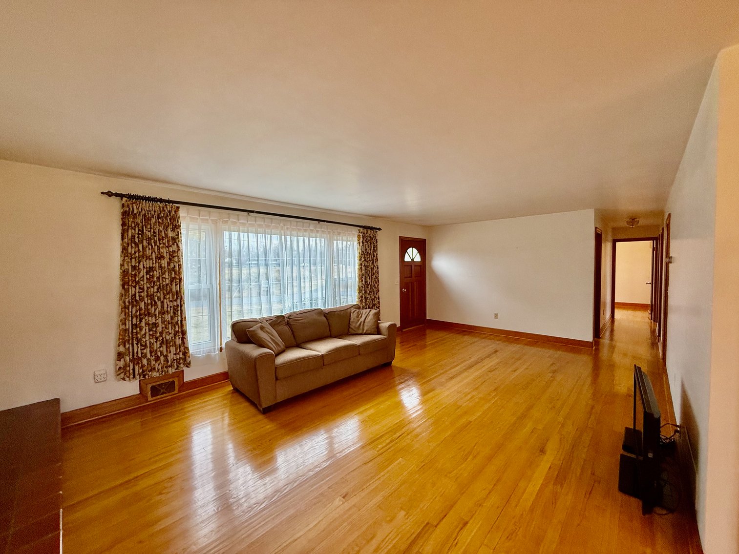 Image for 4 BR/2 BA Brick Home on 1.2 +/- Acres w/Full Walk-Out Basement & 2 Detached Shops/Buildings--SELLING to the HIGHEST BIDDER!!