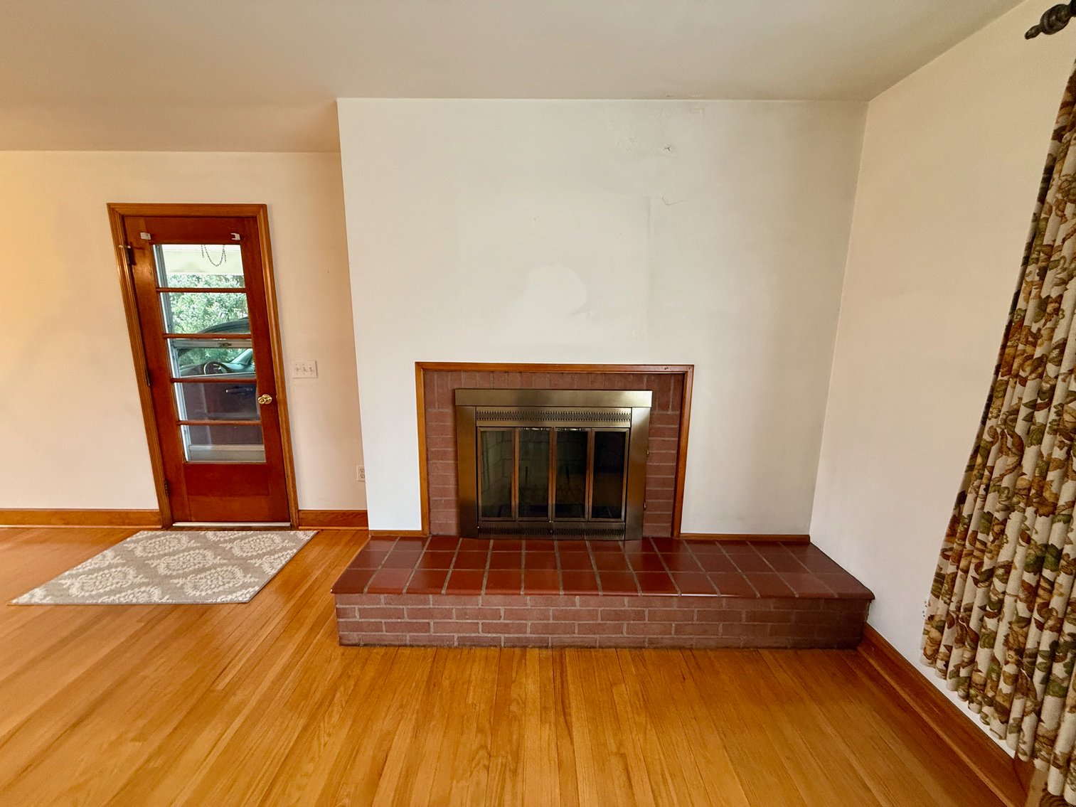 Image for 4 BR/2 BA Brick Home on 1.2 +/- Acres w/Full Walk-Out Basement & 2 Detached Shops/Buildings--SELLING to the HIGHEST BIDDER!!