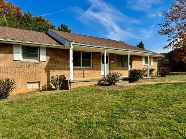 Image for 3 BR/3 BA Brick Home w/Basement w/Mountain Views in the Vesper View Development of Waynesboro, VA