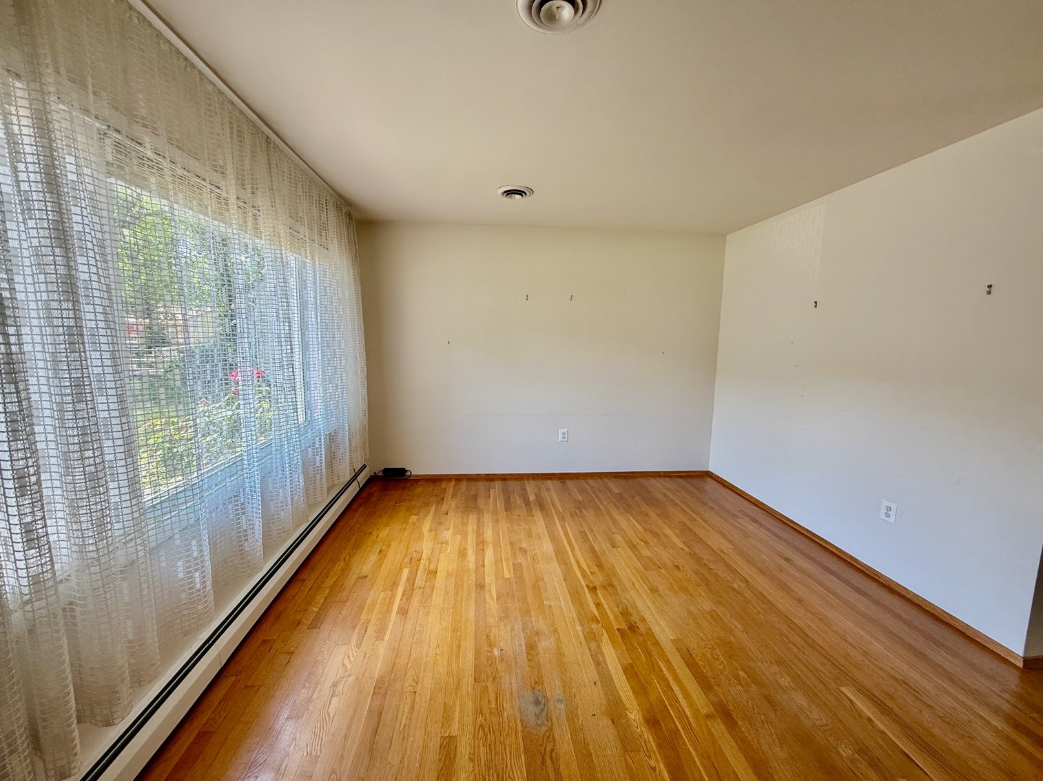 Image for 3 BR/1.5 BA Home w/Basement on Cul-de-Sac Lot Minutes From Rt.1 & I-95 in Prince William County, VA--ONLINE ONLY BIDDING!!