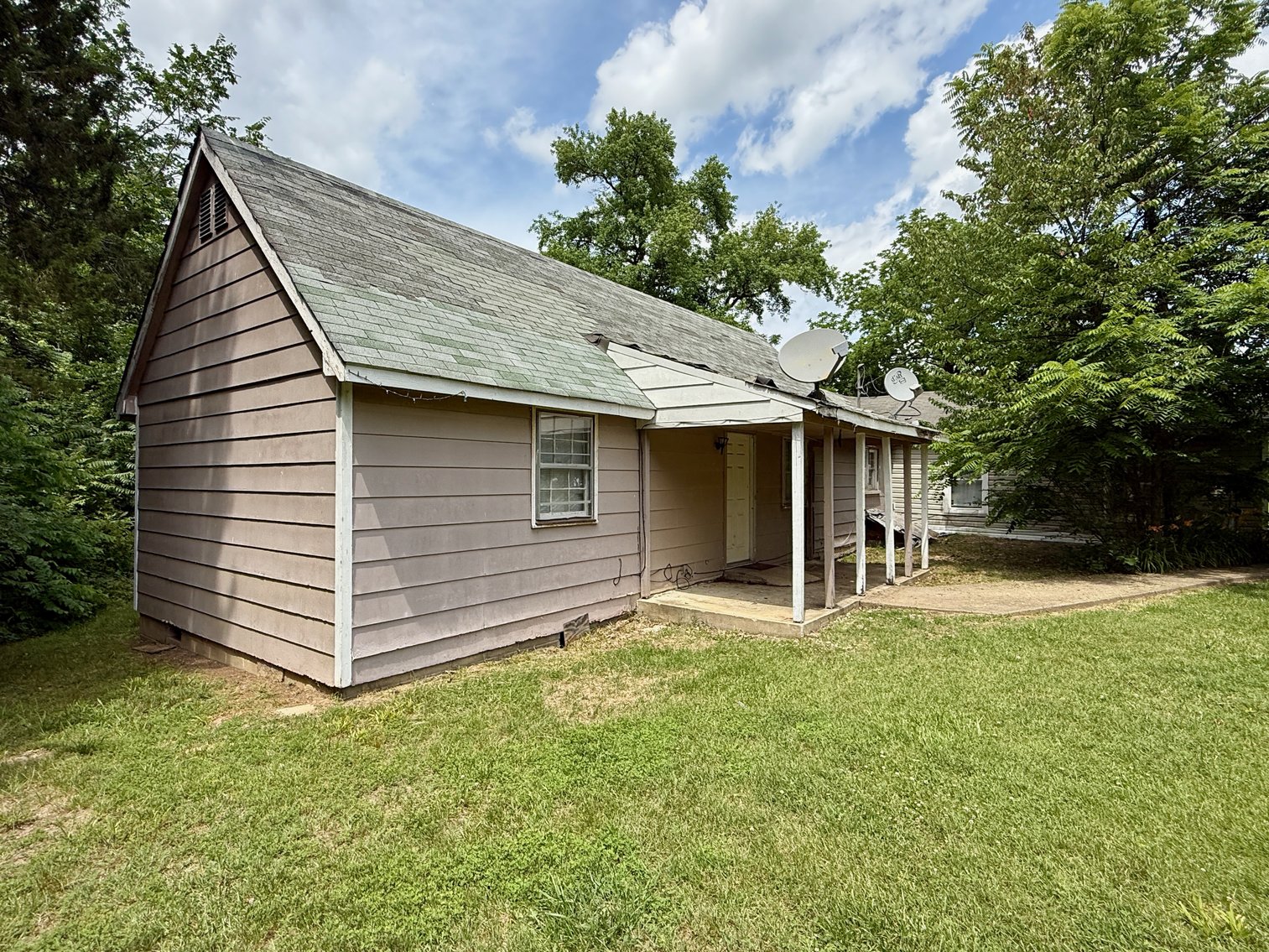Image for 4 BR/2 BA Home on 3.8 +/- Acres on Lee Hill School Dr. in Spotsylvania County, VA--ONLINE ONLY BIDDING!!