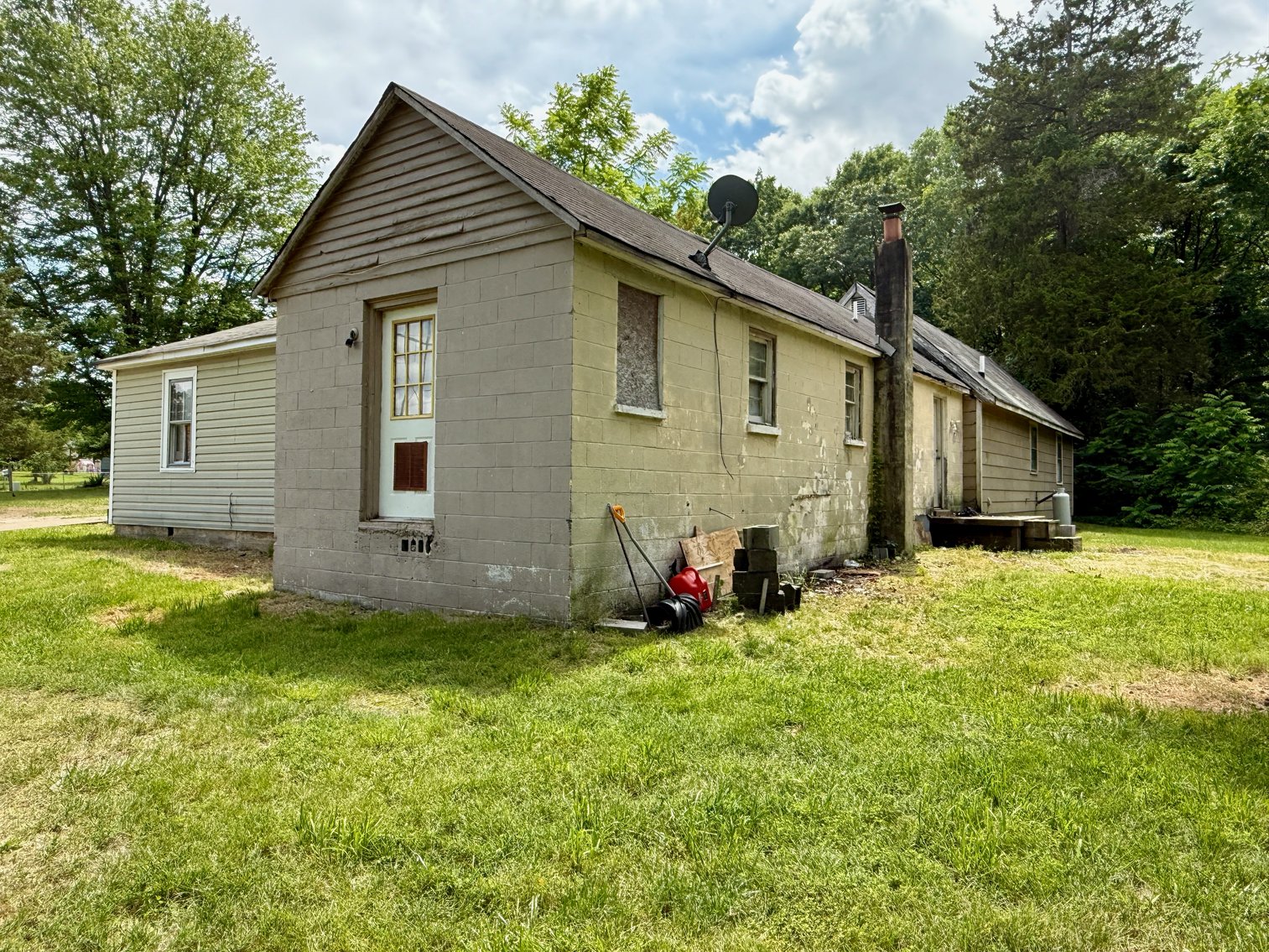 Image for 4 BR/2 BA Home on 3.8 +/- Acres on Lee Hill School Dr. in Spotsylvania County, VA--ONLINE ONLY BIDDING!!