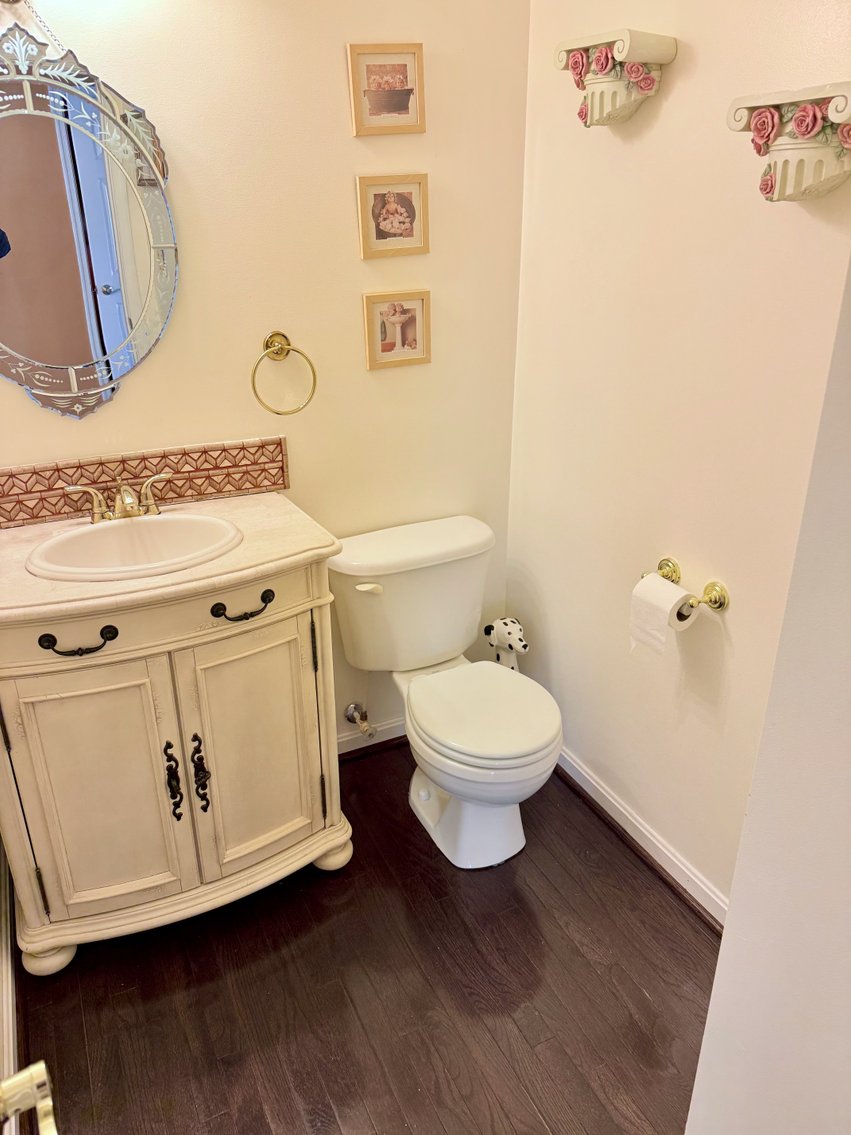 Image for 4 BR/3.5 BA Home on 1.53 +/- Acre Cul-de-Sac Lot in Spruce Hill Estates in Charles Town, WV--SELLING to the HIGHEST BIDDER!!