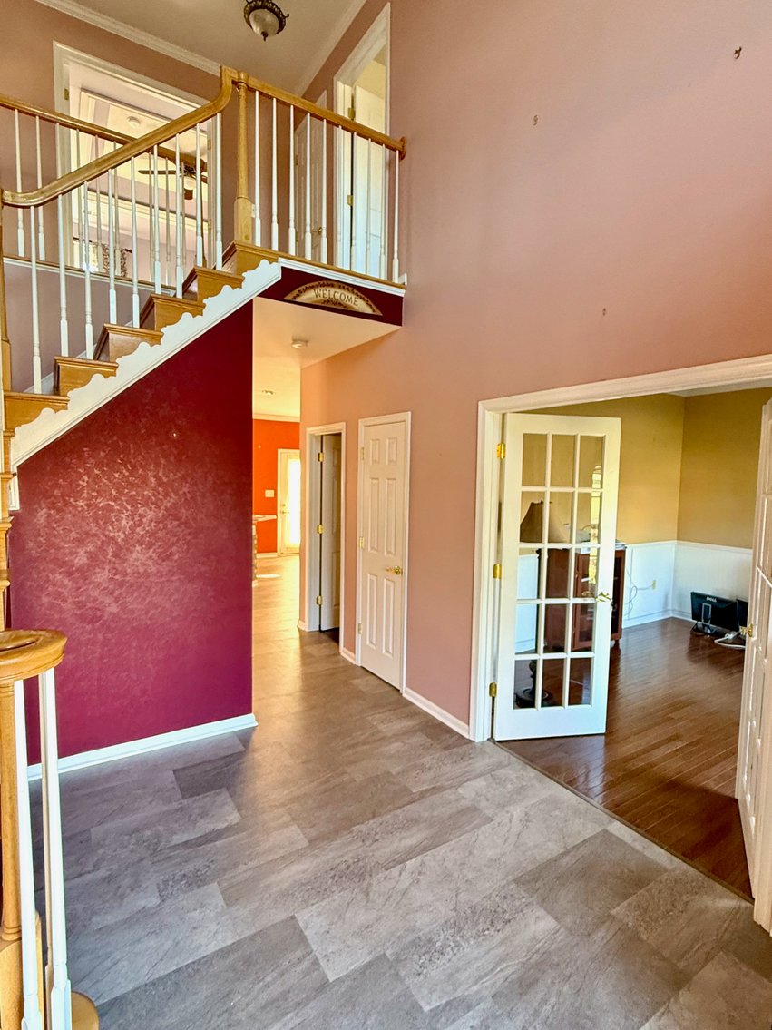 Image for 4 BR/3.5 BA Home on 1.53 +/- Acre Cul-de-Sac Lot in Spruce Hill Estates in Charles Town, WV--SELLING to the HIGHEST BIDDER!!