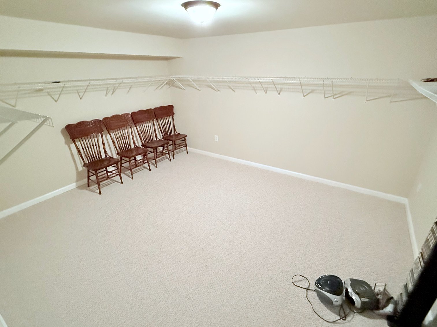 Image for 4 BR/3.5 BA Home on 1.53 +/- Acre Cul-de-Sac Lot in Spruce Hill Estates in Charles Town, WV--SELLING to the HIGHEST BIDDER!!