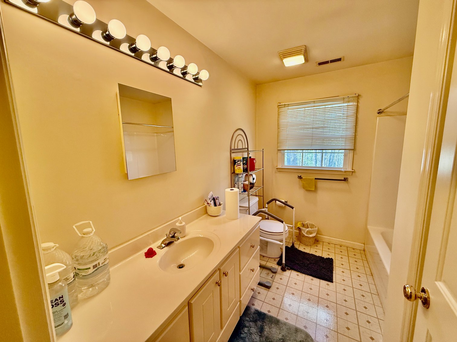 Image for 3 BR/2.5 BA Home w/Basement on 3.5 +/- Acres in Louisa County, VA--SELLING to the HIGHEST BIDDER via ONLINE ONLY BIDDING!!