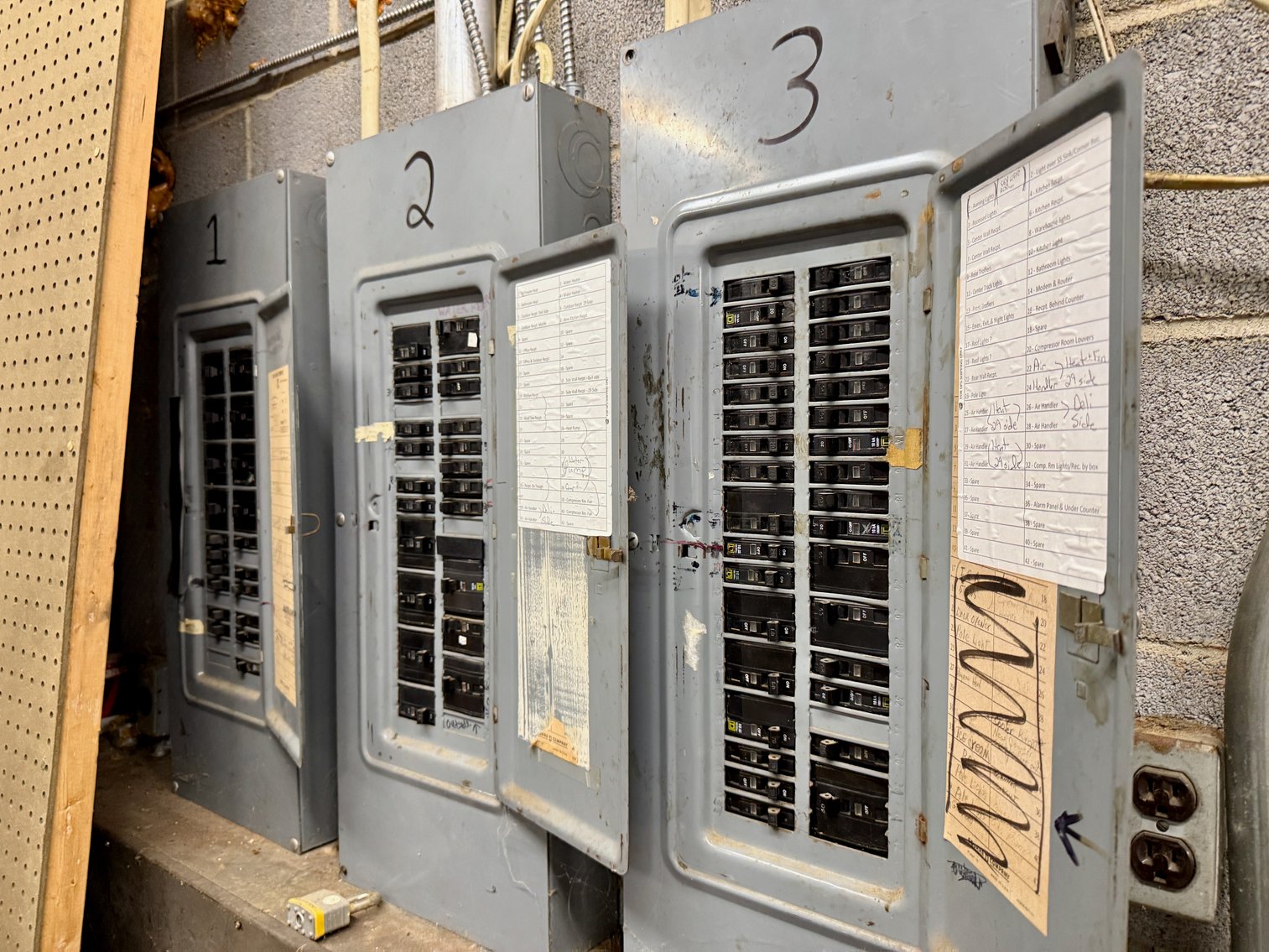 Image for Income Producing Commercial Building on 2.9 +/- Acres Fronting Rt. 29 in Madison County, VA--ONLINE ONLY BIDDING!!