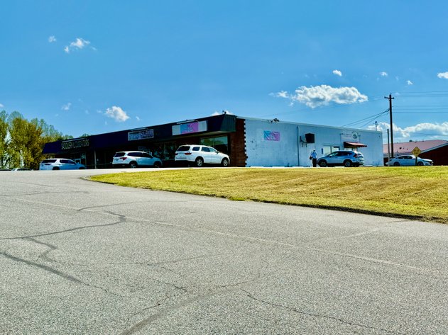 Income Producing Commercial Building on 2.9 +/- Acres Fronting Rt. 29 in Madison County, VA--ONLINE ONLY BIDDING!!