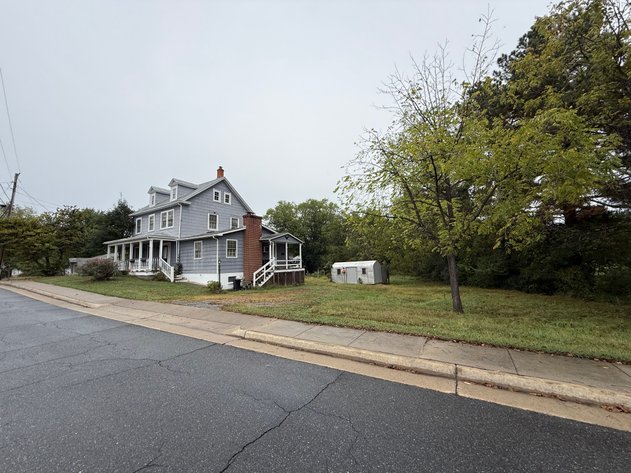 Image for 5 BR/2 BA Home on 1 +/- Acre Lot in The Town of Gordonsville, VA--ONLINE ONLY BIDDING!!