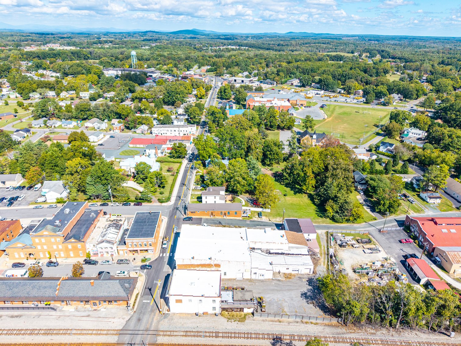 Image for HIGH BID HAS BEEN SUBMITTED FOR BANK APPROVAL: Large Commercial 2 Story Building in Downtown Historic Appomattox, VA--ONLINE ONLY BIDDING