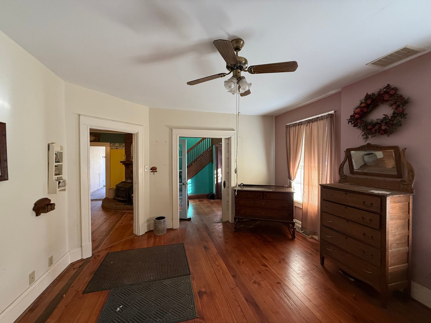 Image for 5 BR/2 BA Home on 1 +/- Acre Lot in The Town of Gordonsville, VA--ONLINE ONLY BIDDING!!