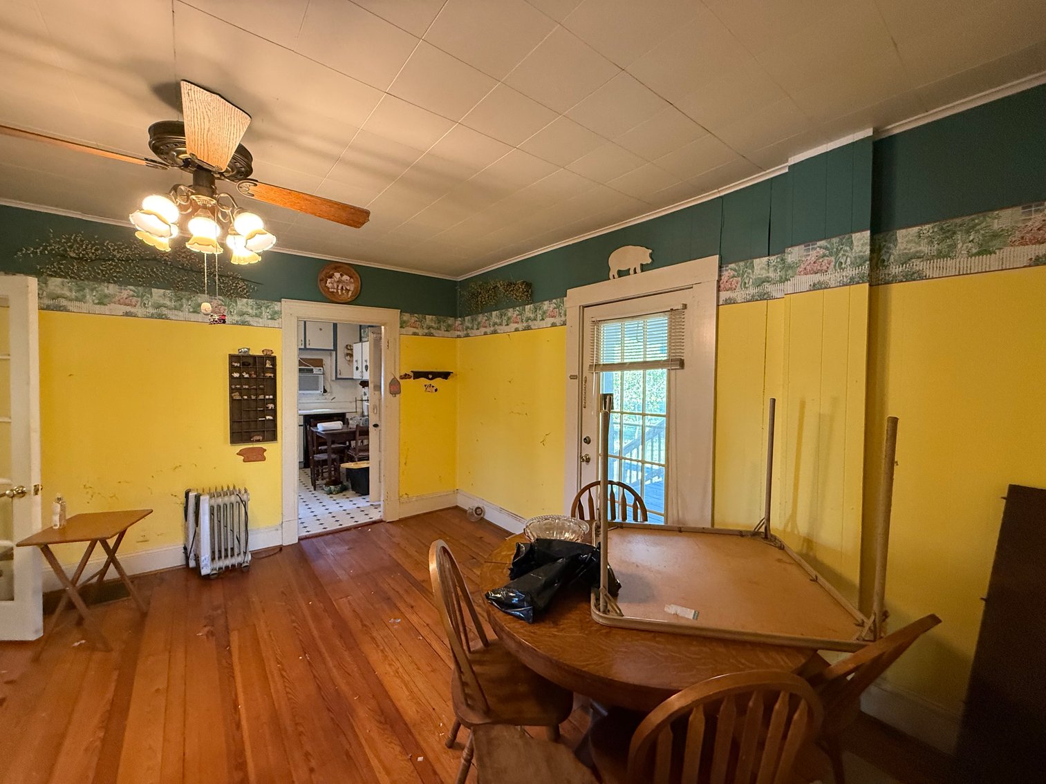 Image for 5 BR/2 BA Home on 1 +/- Acre Lot in The Town of Gordonsville, VA--ONLINE ONLY BIDDING!!