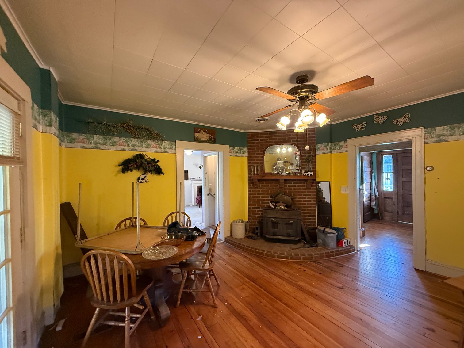 Image for 5 BR/2 BA Home on 1 +/- Acre Lot in The Town of Gordonsville, VA--ONLINE ONLY BIDDING!!