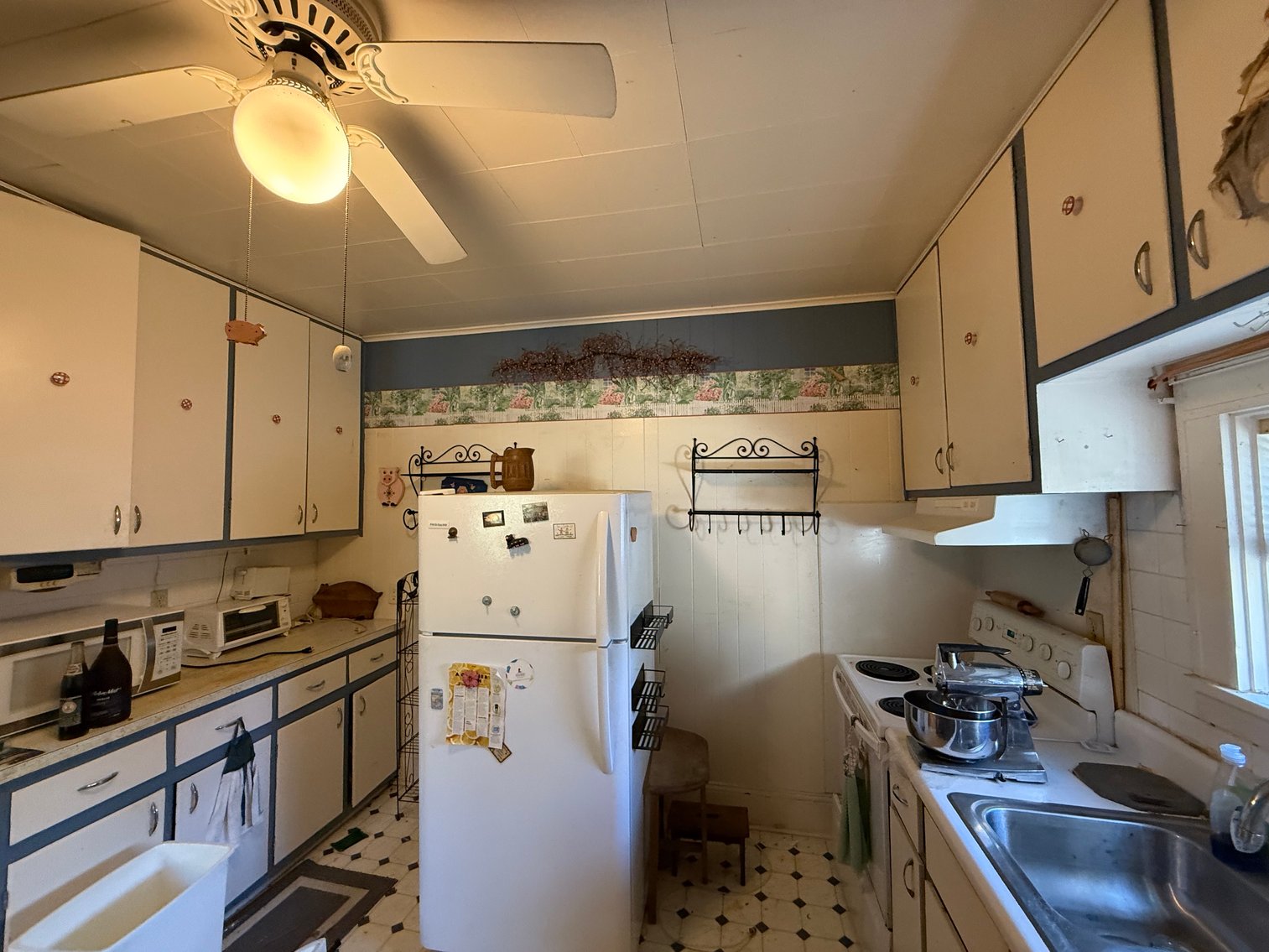 Image for 5 BR/2 BA Home on 1 +/- Acre Lot in The Town of Gordonsville, VA--ONLINE ONLY BIDDING!!