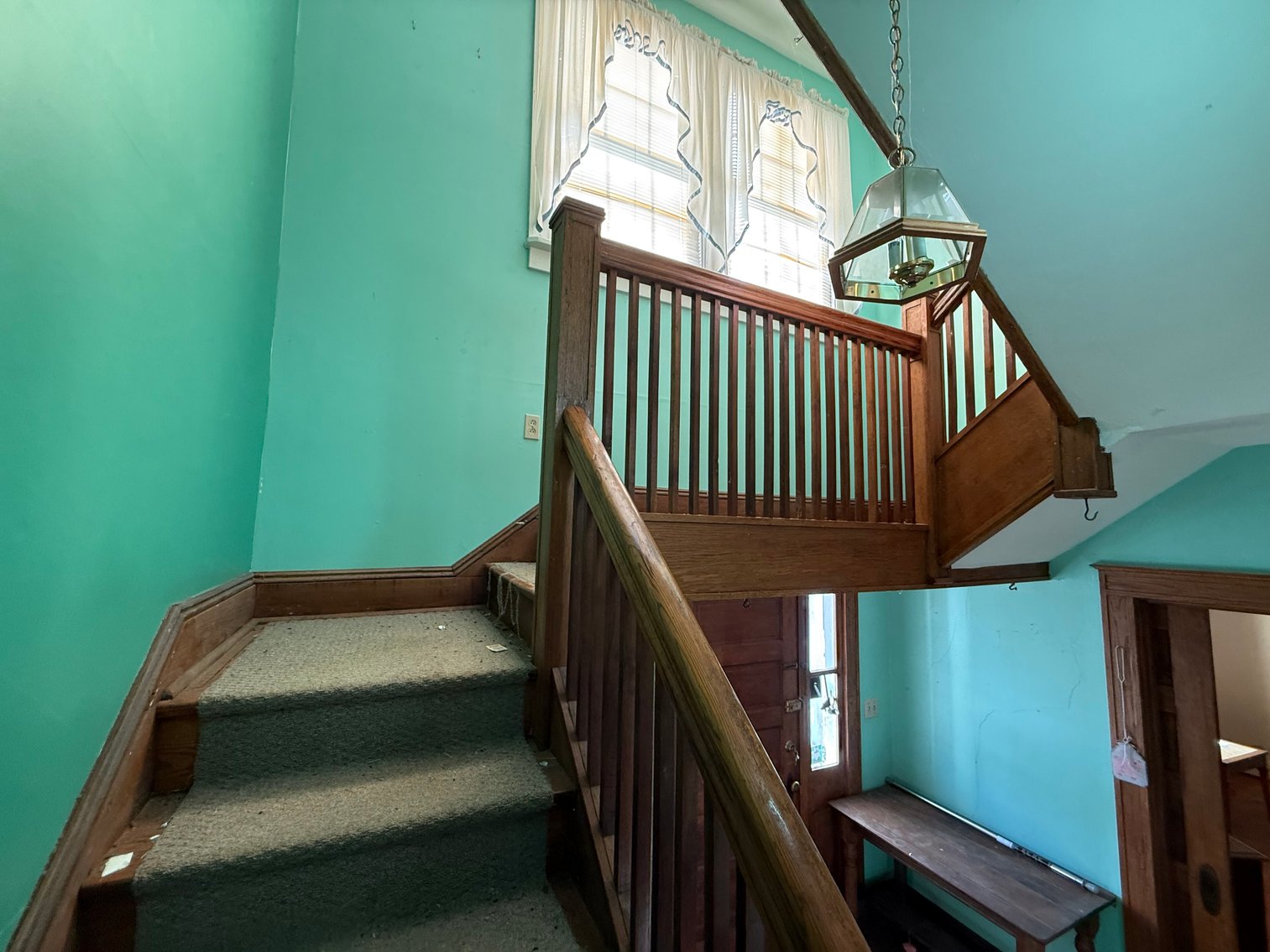 Image for 5 BR/2 BA Home on 1 +/- Acre Lot in The Town of Gordonsville, VA--ONLINE ONLY BIDDING!!