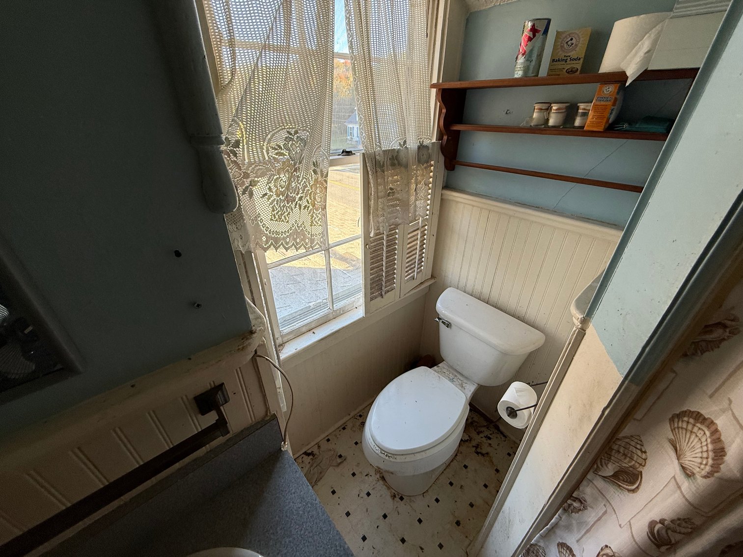 Image for 5 BR/2 BA Home on 1 +/- Acre Lot in The Town of Gordonsville, VA--ONLINE ONLY BIDDING!!